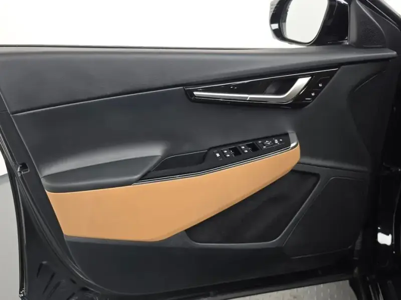 2023 Kia EV6 с пробегом 46 797 км