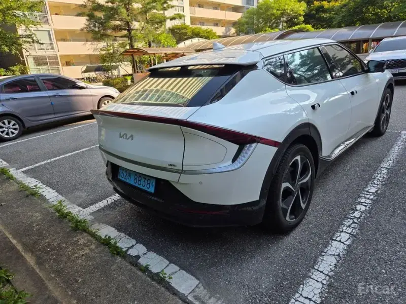 2023 Kia EV6 с пробегом 63 500 км