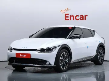 2022 Kia EV6 с пробегом 10 405 км