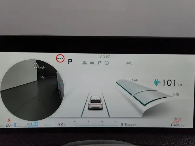 2022 Kia EV6 с пробегом 10 405 км