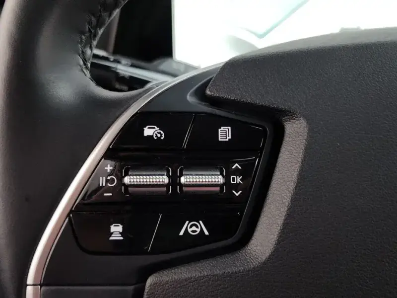 2022 Kia EV6 с пробегом 10 405 км