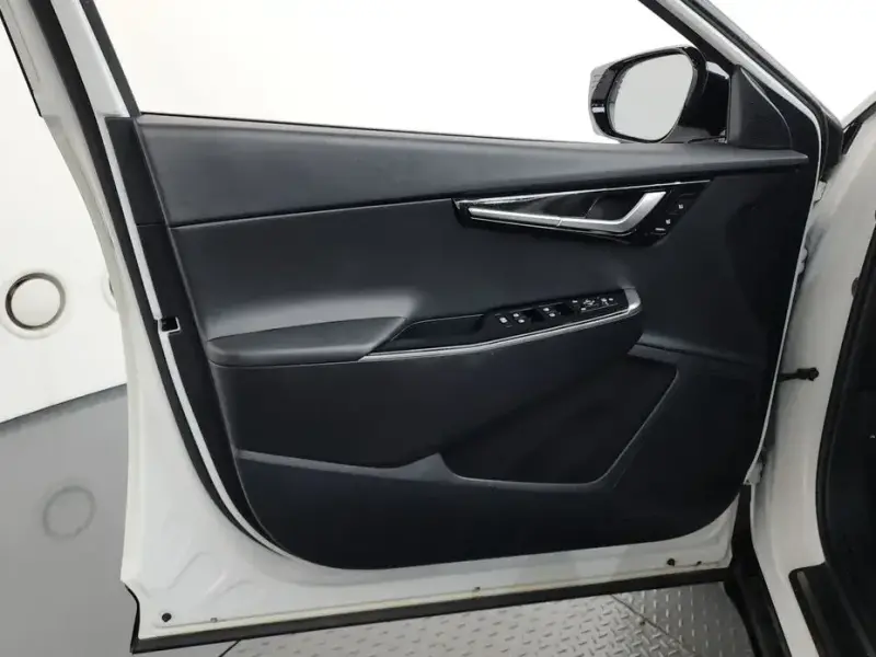 2022 Kia EV6 с пробегом 10 405 км