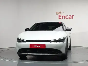 2022 Kia EV6 с пробегом 78 000 км