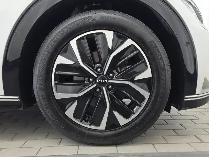 2022 Kia EV6 с пробегом 78 000 км