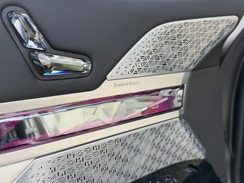 2024 BMW i7 с пробегом 5 635 км