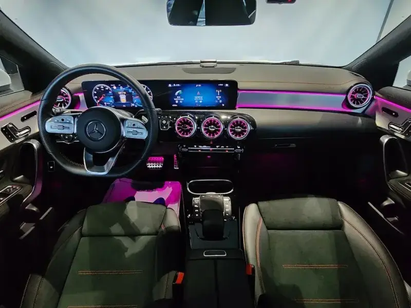 2023 Mercedes-Benz CLA с пробегом 36 820 км