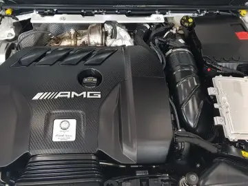 2025 Mercedes-Benz CLA с пробегом 146 км