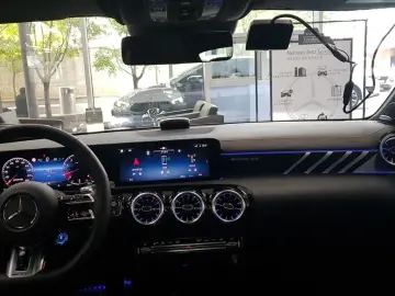 2025 Mercedes-Benz CLA с пробегом 146 км
