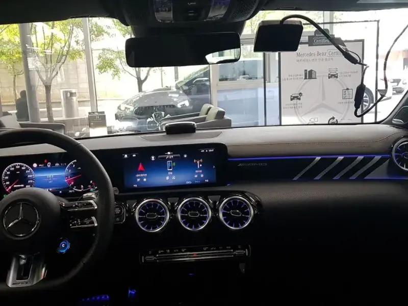2025 Mercedes-Benz CLA с пробегом 146 км