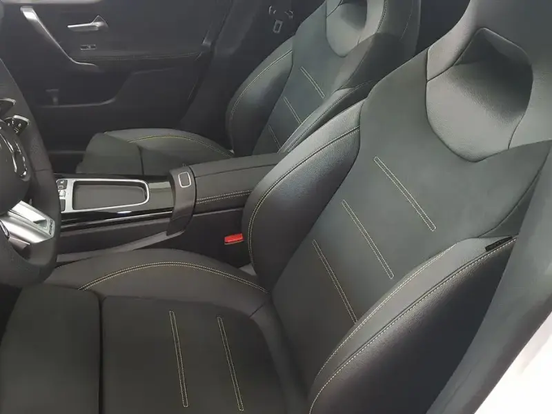 2025 Mercedes-Benz CLA с пробегом 146 км