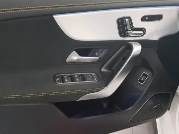 2025 Mercedes-Benz CLA с пробегом 146 км