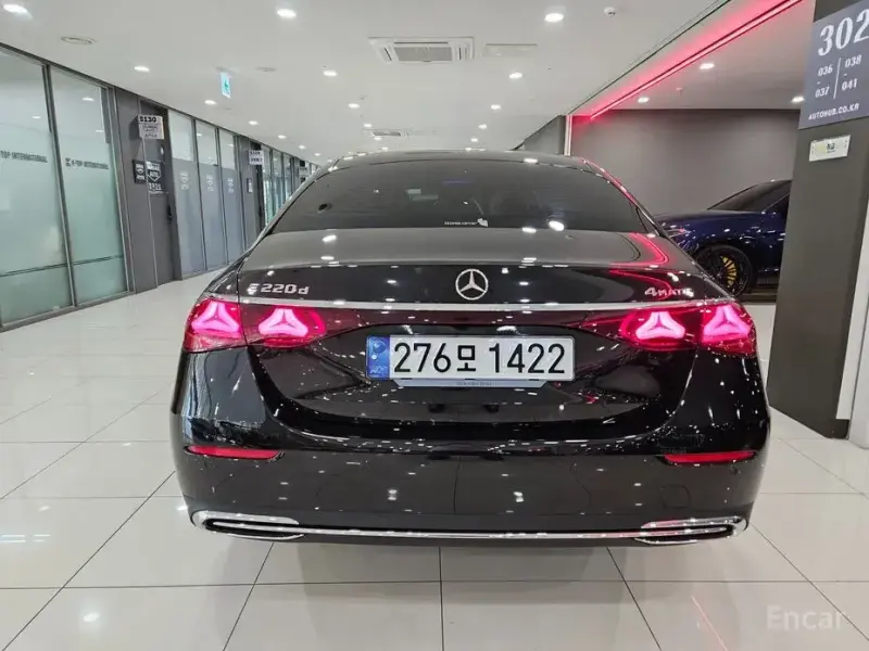 2024 Mercedes-Benz E-Класс с пробегом 13 766 км