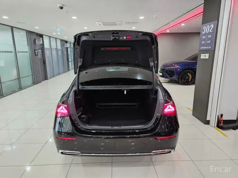 2024 Mercedes-Benz E-Класс с пробегом 13 766 км
