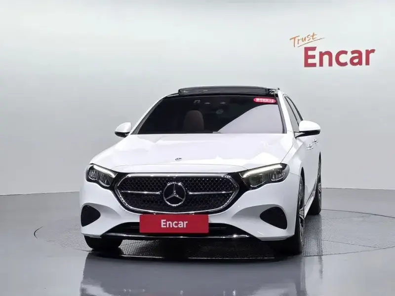 2025 Mercedes-Benz E-Класс с пробегом 12 655 км