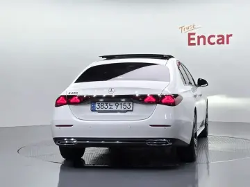 2025 Mercedes-Benz E-Класс с пробегом 12 655 км