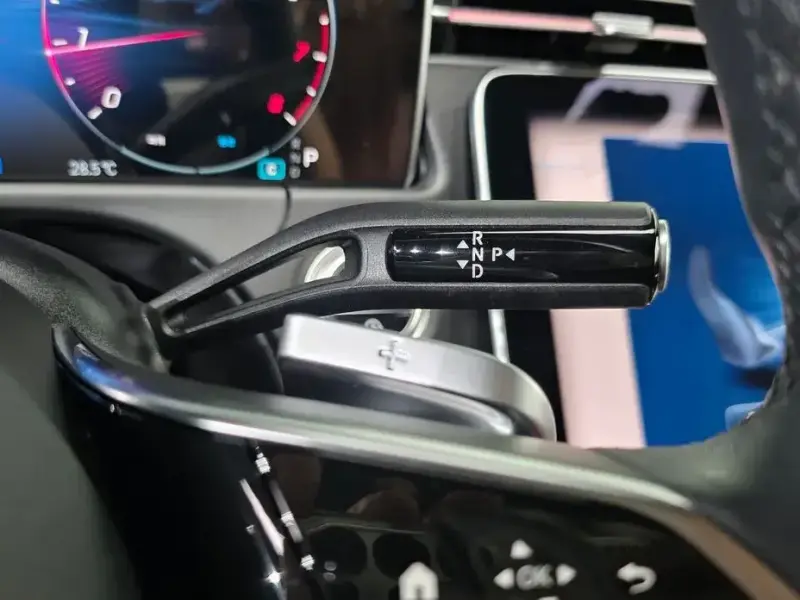 2025 Mercedes-Benz E-Класс с пробегом 12 655 км