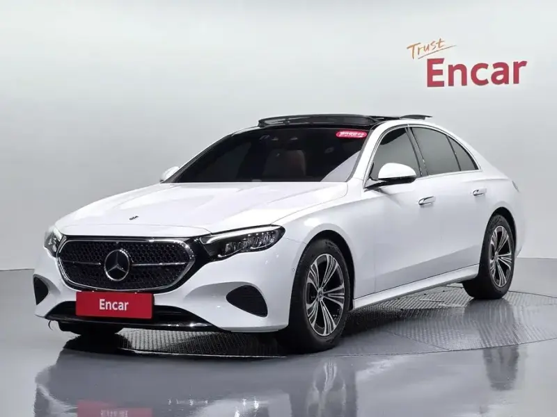 2025 Mercedes-Benz E-Класс с пробегом 12 655 км