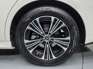 2025 Mercedes-Benz E-Класс с пробегом 12 655 км