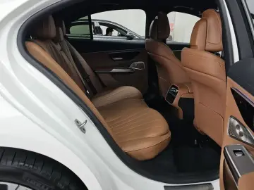 2024 Mercedes-Benz E-Класс с пробегом 18 343 км