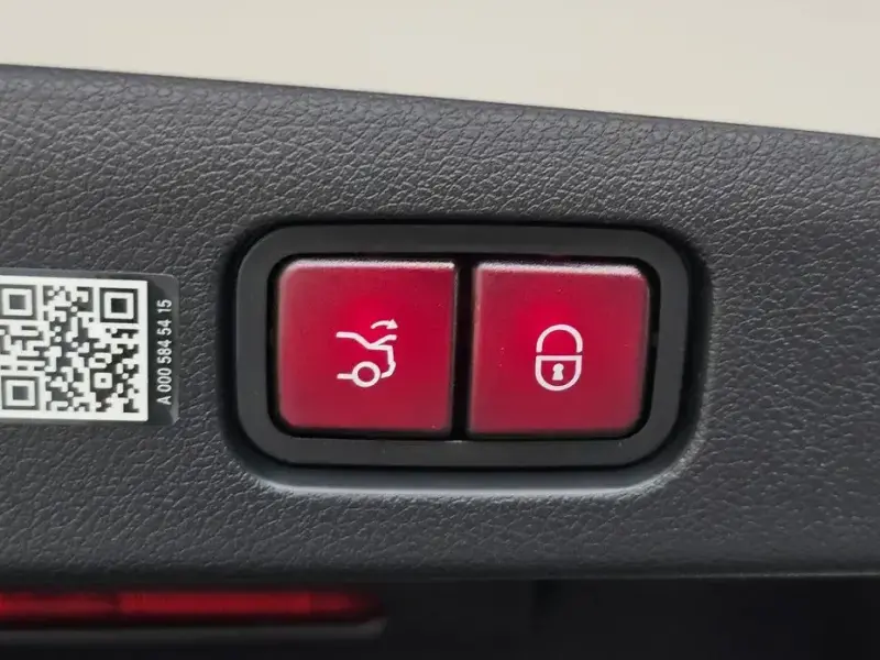 2024 Mercedes-Benz E-Класс с пробегом 18 343 км