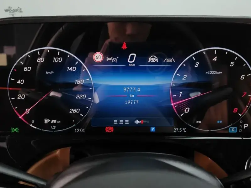 2025 Mercedes-Benz E-Класс с пробегом 19 777 км