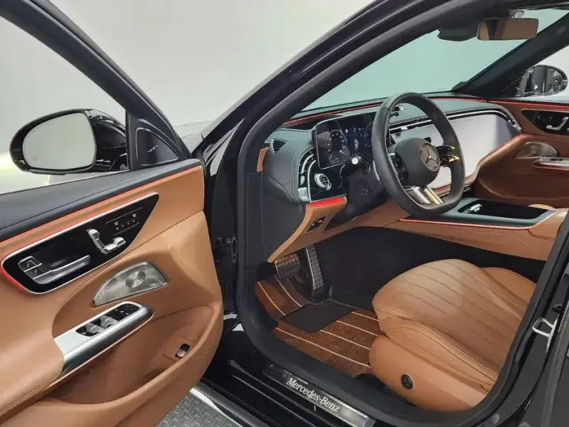 2025 Mercedes-Benz E-Класс с пробегом 19 777 км