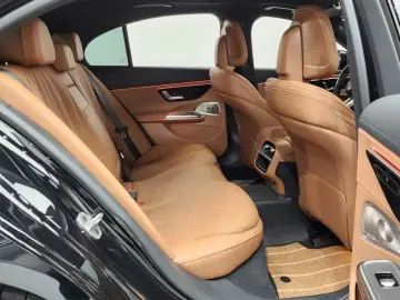 2025 Mercedes-Benz E-Класс с пробегом 19 777 км