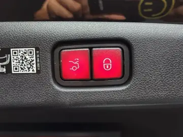 2025 Mercedes-Benz E-Класс с пробегом 19 777 км