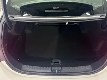 2025 Mercedes-Benz E-Класс с пробегом 29 836 км