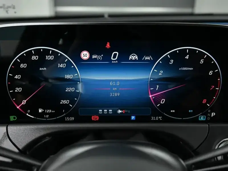 2026 Mercedes-Benz E-Класс с пробегом 3 300 км