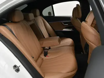 2026 Mercedes-Benz E-Класс с пробегом 3 300 км
