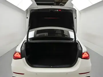 2026 Mercedes-Benz E-Класс с пробегом 3 300 км