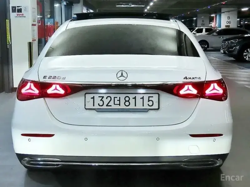 2024 Mercedes-Benz E-Класс с пробегом 20 300 км