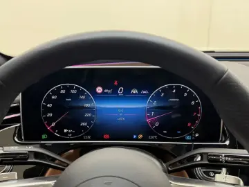 2025 Mercedes-Benz E-Класс с пробегом 1 073 км