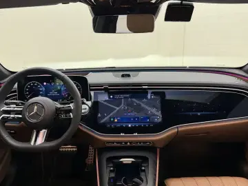 2025 Mercedes-Benz E-Класс с пробегом 1 073 км