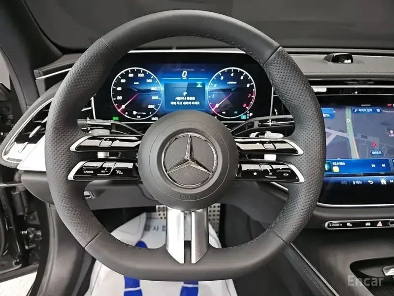 2025 Mercedes-Benz E-Класс с пробегом 3 396 км