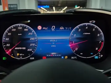 2025 Mercedes-Benz SL-Класс AMG с пробегом 4 985 км