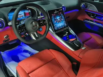 2025 Mercedes-Benz SL-Класс AMG с пробегом 4 985 км
