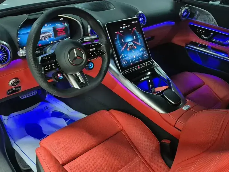 2025 Mercedes-Benz SL-Класс AMG с пробегом 4 985 км