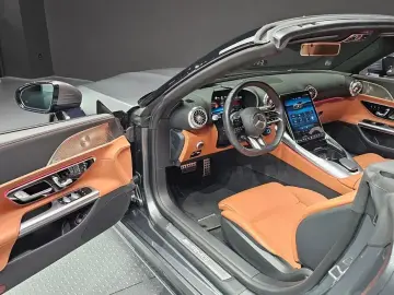 2024 Mercedes-Benz SL-Класс AMG с пробегом 17 152 км
