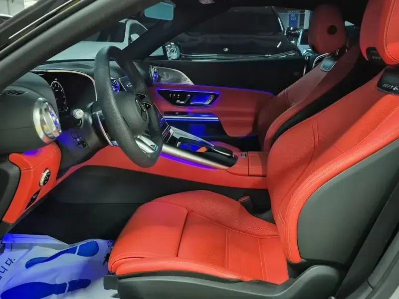 2025 Mercedes-Benz SL-Класс AMG с пробегом 4 985 км