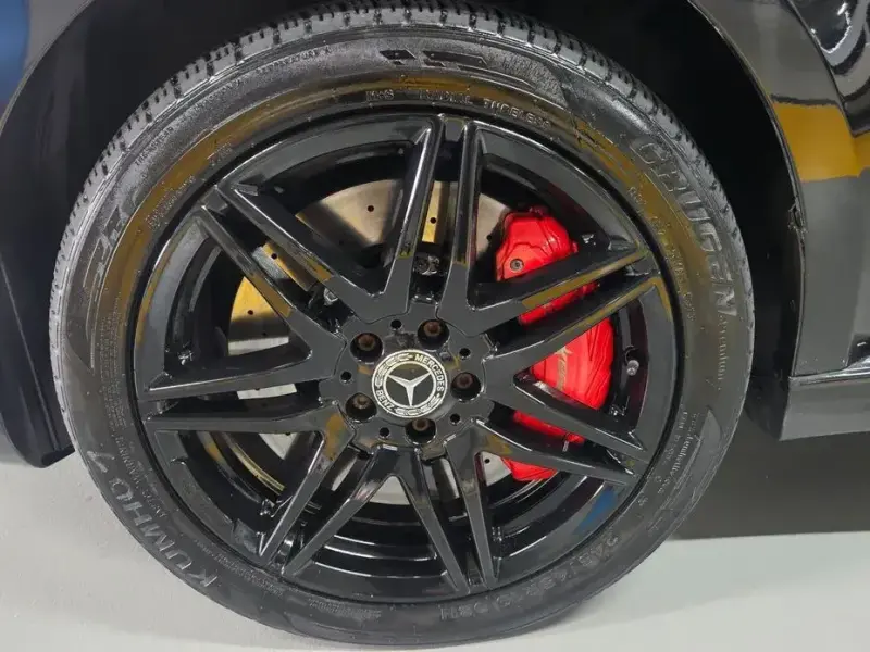 2022 Mercedes-Benz V-Класс с пробегом 90 430 км