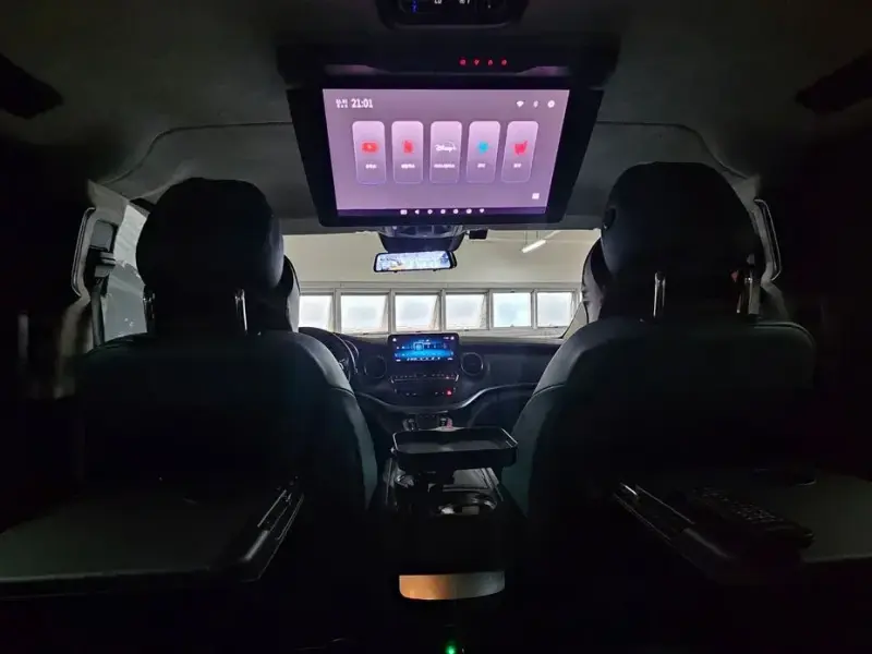 2022 Mercedes-Benz V-Класс с пробегом 90 430 км