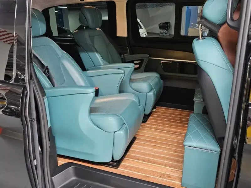 2022 Mercedes-Benz V-Класс с пробегом 90 430 км