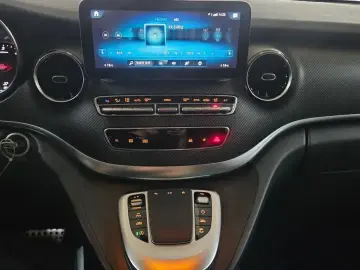 2022 Mercedes-Benz V-Класс с пробегом 90 430 км