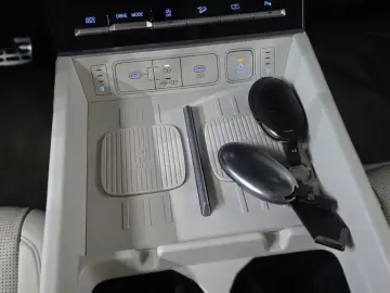2024 Hyundai Santa Fe с пробегом 40 632 км