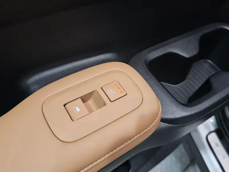 2025 Hyundai Santa Fe с пробегом 3 487 км