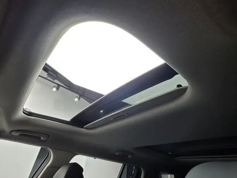 2024 Hyundai Santa Fe с пробегом 18 302 км