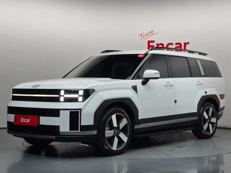 2025 Hyundai Santa Fe с пробегом 5 154 км
