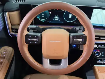 2025 Hyundai Santa Fe с пробегом 5 154 км